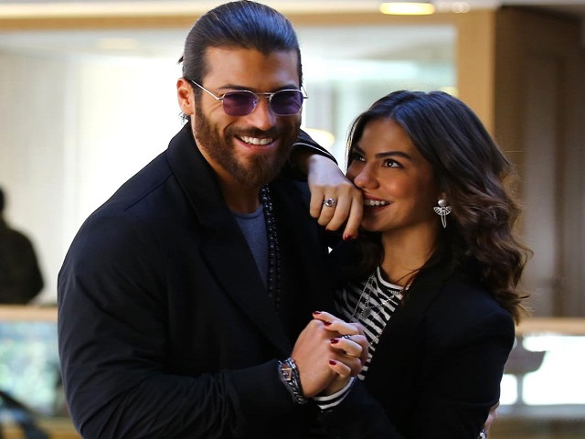 Can Yaman gözünden ameliyat oldu