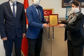 Karşıyaka Nüfus Müdürlüğü'ne ödül...