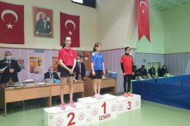 Bostanlıspor Masa Tenisi'nde 3. oldu