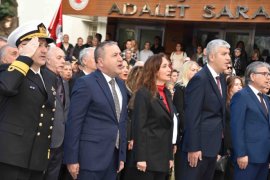 Karşıyaka’da saat 9'u 5 geçe hayat durdu