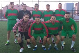 Karşıyaka Kurumlar Futbol Turnuvası'nda gol yağmuru...