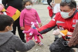 Türk Kızılayı Karşıyaka Şubesi büyük takdir topladı