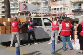 Türk Kızılay Karşıyaka Şubesi Dünya Karşıyakalılar Günü'nü kutladı