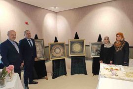 Kur’an kursu öğrencilerinin sergisi gözleri kamaştırdı