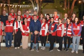 Bin kişi merhamet çınarının altında iftar açtı