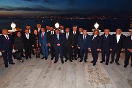 İzmirli belediye başkanları bir araya geldi