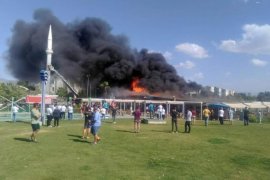 Yasemin Kafe'de yangın çıktı...