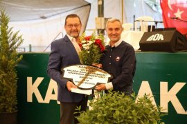 Karşıyaka'nın en güzel balkon ve bahçeleri seçildi