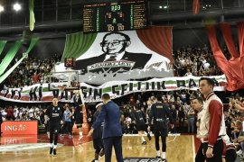 Karşıyaka'da Fener alayı keyfi...