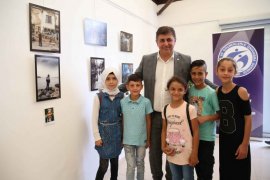 ''Fotoğraf Maceram'' sergisi Karşıyaka'da açıldı