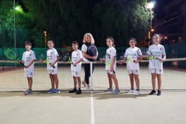 Bostanlıspor, koronalı günlerde de zirveye çıktı!