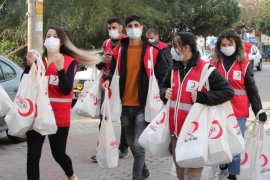 Türk Kızılay Karşıyaka Şubesi Dünya Karşıyakalılar Günü'nü kutladı