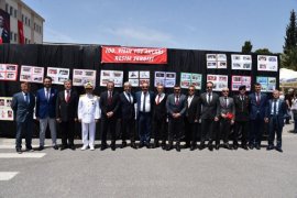 19 Mayıs Atatürk'ü Anma, Gençlik ve Spor Bayramı Karşıyaka'da da kutlandı