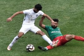 Karşıyaka 5 bin taraftarına rağmen...