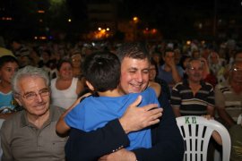 Karşıyaka’da Balkan rüzgarları esti