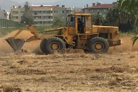 Çöplük olan Karşıyaka Stadı temizlendi