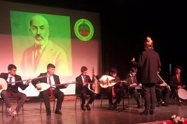 Müftü Gürler Milli Şairimiz Mehmet Akif Ersoy'u anlattı