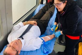 Kaymakam Çalışır ve bürokratlar Afet Bölgesi için kan verdiler...