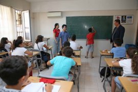 Başkan Tugay dünya gençleriyle buluştu