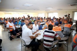 Başkan Tugay: Maaşlarınızı yükseltmeye hazırım