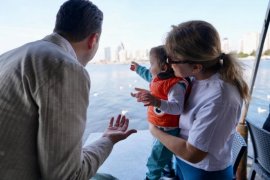 ''Oğlum sen ne genç ve güler yüzlüsün''