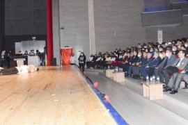 Çanakkale Şehitleri Karşıyaka'da anıldı