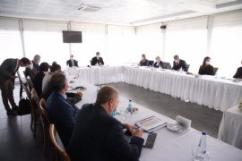 Tunç Soyer Karşıyaka'ya bisikletle geldi