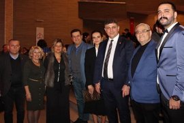 Cemil Tugay Cumhuriyet Korosu'nun konuğu oldu...