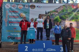 Bostanlıspor'a Türkiye Oryantiring Şampiyonası'nda 1. gün 2 İkincilik