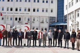 Öğrencilerden ''kan dostluğuna'' yoğun ilgi