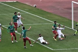 Karşıyaka 5 bin taraftarına rağmen...