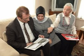 Şehit ailelerini yalnız bırakmıyorlar...