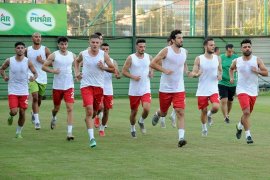 Karşıyaka çalışmalara başladı