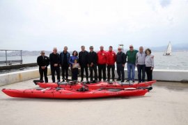 Kanocu çifti Çanakkale'ye Başkan Tugay uğurladı