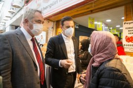 CHP Karşıyaka’dan esnafa: Derdiniz derdimizdir