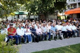 Karşıyaka'da 30 Ağustos Zafer Bayramı coşkuyla kutlandı