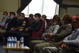 Karşıyaka Müftülüğü'nün din istismarı konferansı büyük ilgi gördü