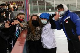 İzmir, Buz Patenine imzasını attı...