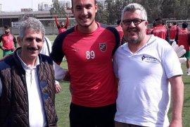 Karşıyakalı Kanarya Severler'den KSK'li futbolculara baklava