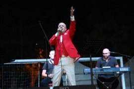 Karşıyaka’da Balkan rüzgarları esti