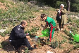 Bostanlıspor yanan alanı ağaçlandırıyor