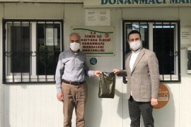 Ak Parti Karşıyaka'dan muhtarlara sağlık seti