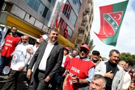 Karşıyaka’da 1 Mayıs coşkusu