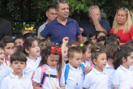 Okullar eğitime başladı...