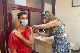 Kanada Voleybol Milli Takımı Karşıyaka'da aşı oldu