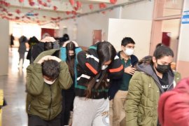 Karşıyakalı öğrenciler deprem tatbikatında tam not aldı