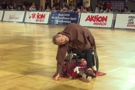 Ossi, Almanya'da ayakta alkışlandı...