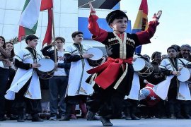 27. Uluslararası 23 Nisan Karşıyaka Çocuk Festivali başladı...