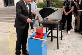 Karşıyaka’da muhteşem Nevruz kutlaması