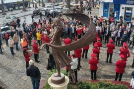 29 Ekim'i esnaf ve vatandaşlarla kutladılar...